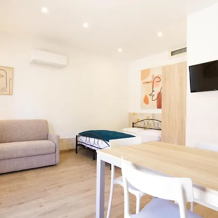 Apartament Domo Dejana